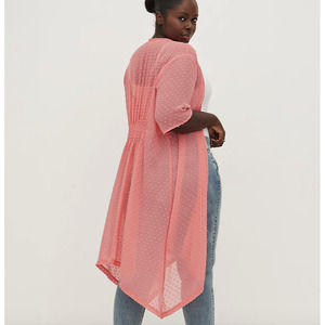 NWT TORRID HI-LO KIMONO - CHIFFON CLIP DOT PINK